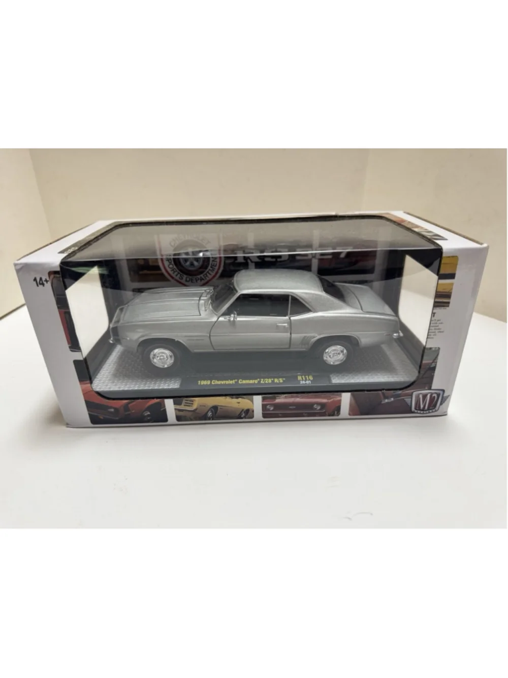 M2 Machines #40300 1969 Chevrolet Camaro Z/28 R/S R116 Diecast 1:24 Scale